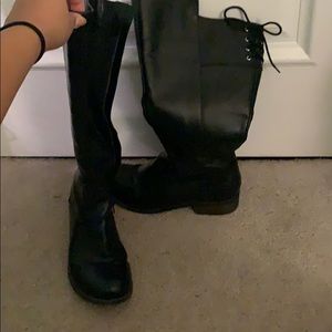 Black boots